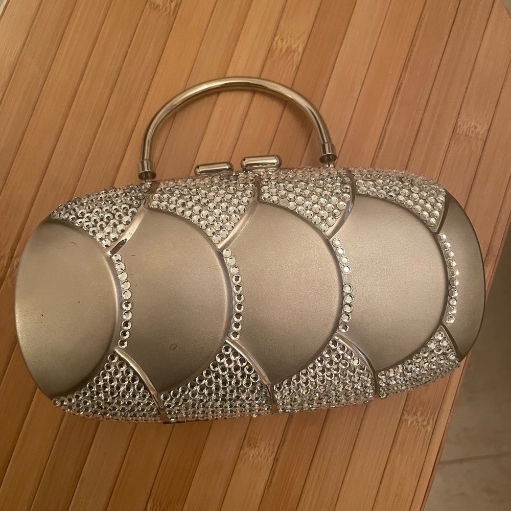 Stylish metal with Swarovski crystal for brides or prom!